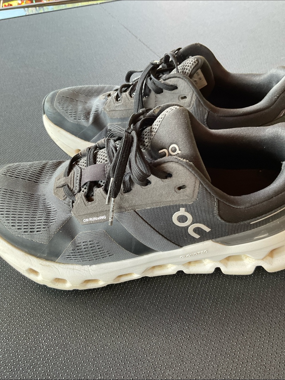 On Cloud Running women’s swift Running Shoes - Black and White, women’s 9 - Picture 6 of 11